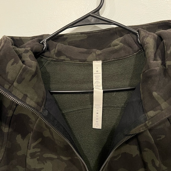 Lululemon Scuba Hoody - Picture 3 of 4